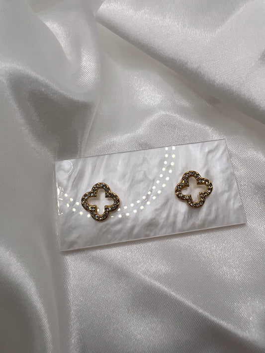 Boucle d’oreille trèfle strass