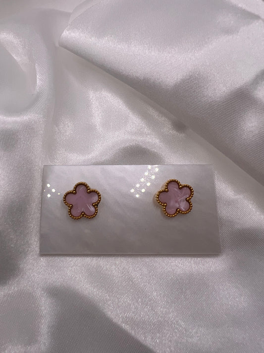 Boucle d’oreille trèfle rose