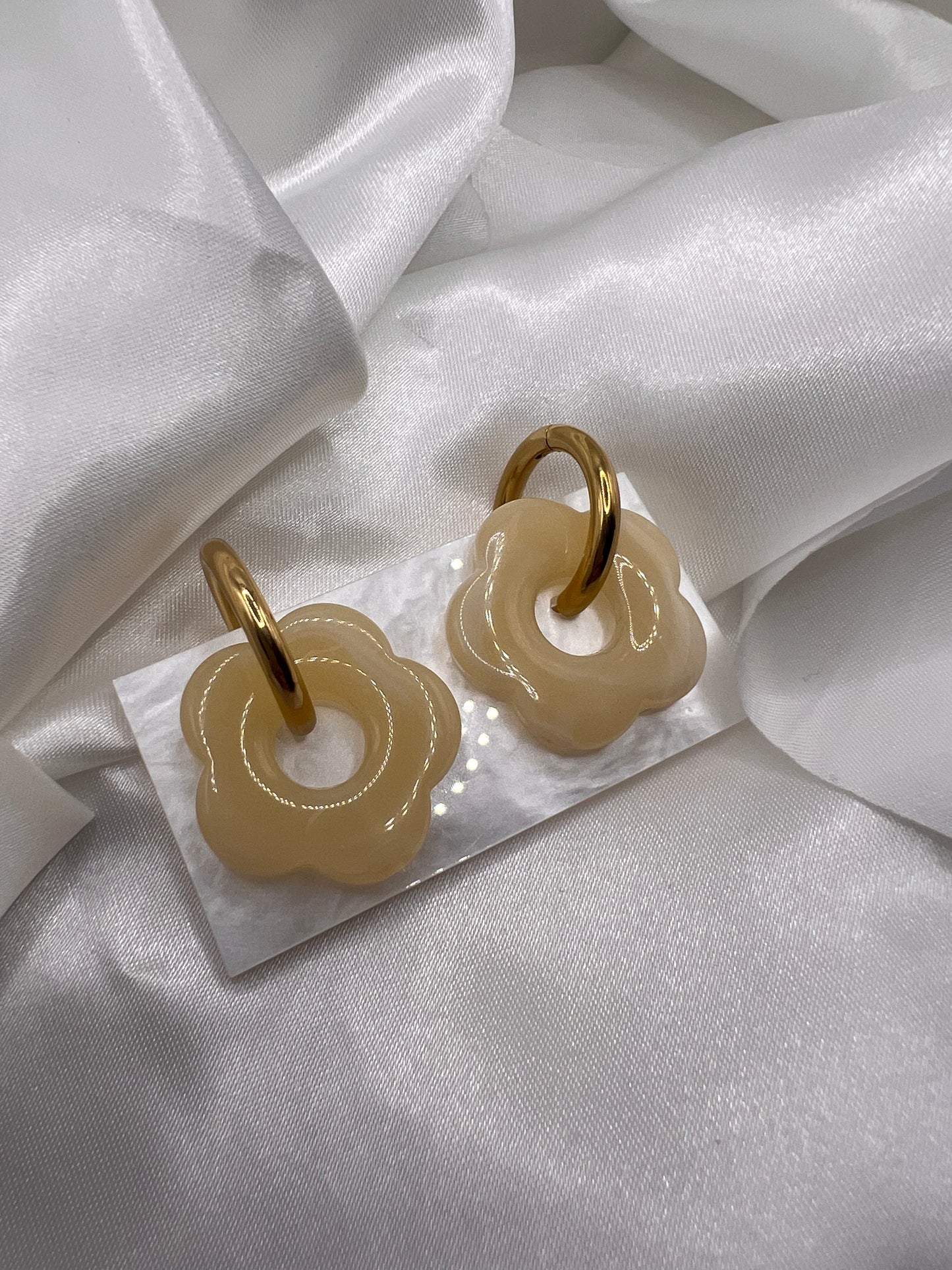 Boucle d’oreille fleur